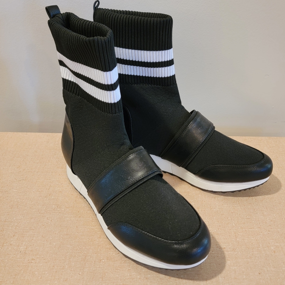 Vintage Havana Adelle Tube Sock‎ Pull-On Sneaker Size 9